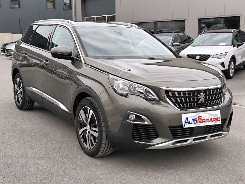 Foto PEUGEOT 5008 2ª serie