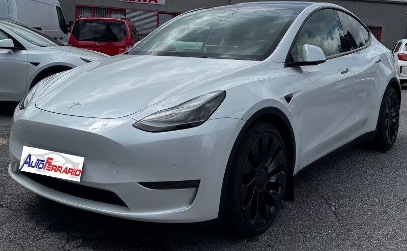 Foto TESLA Model Y