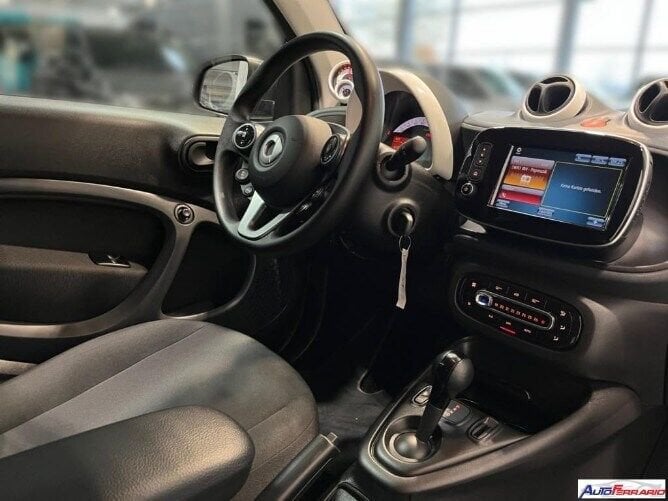 smart fortwo fortwo EQ Pure
