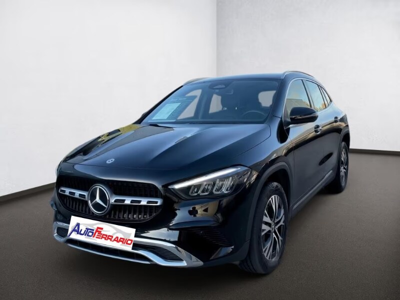 MERCEDES GLA          (H247)