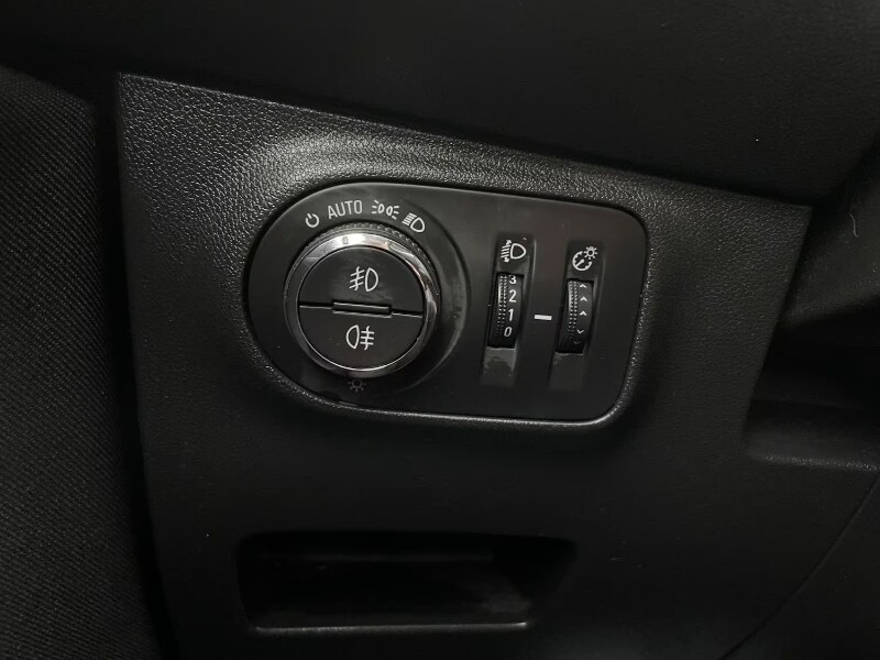 OPEL Corsa 5ª serie Corsa 1.4 90CV 5 porte Innovation