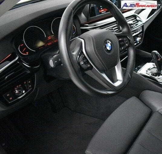 BMW Serie 5 520d xDrive Touring Sport
