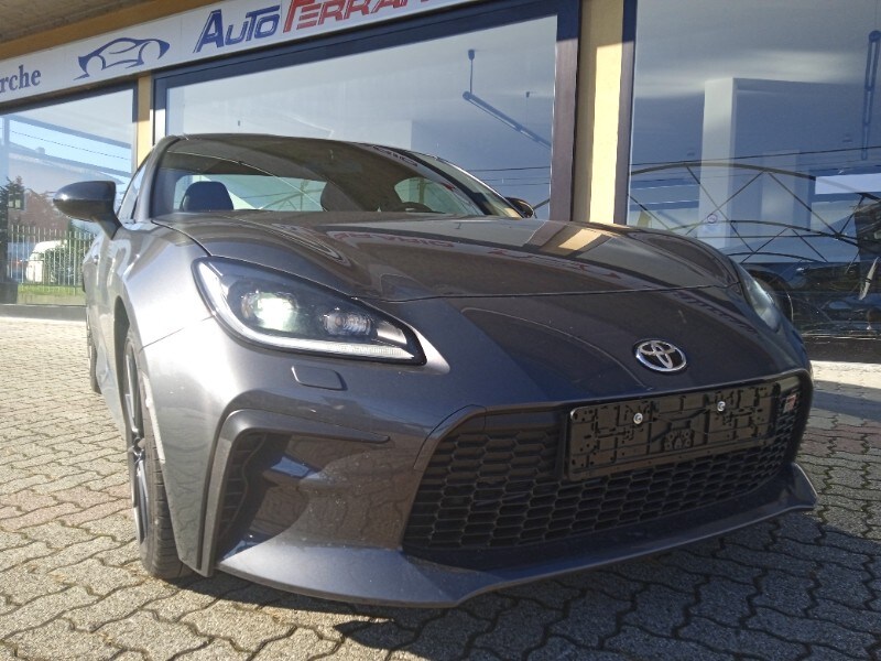 TOYOTA GR86